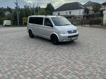 Авто Volkswagen Transporter 2005 № 8918979
