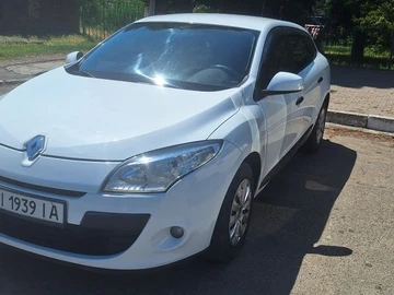 Авто Renault Megane 2010 № 8919024