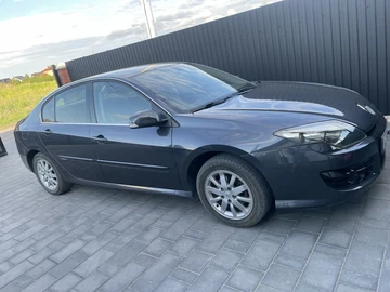 Авто Renault Laguna 2011 № 8919043