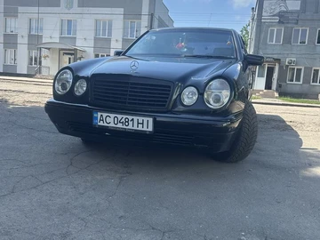 Авто Mercedes E Серия 1996 № 8919060
