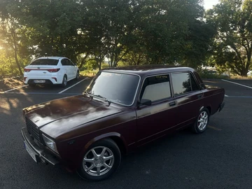 Авто ВАЗ 2107 2005 № 8919087