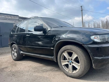 Авто BMW X5 2003 № 8919305