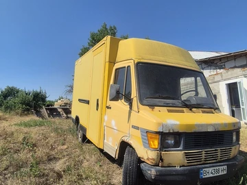 Авто Mercedes T-Mod  1996 № 8919289