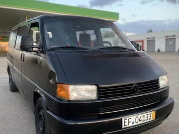 Авто Volkswagen Transporter 1995 № 8919494