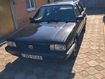 Авто Volkswagen Passat Variant 1987 № 8919659