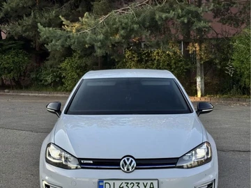 Авто Volkswagen Golf 2018 № 8919664