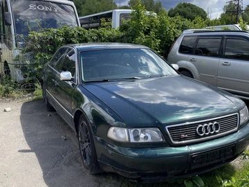 Авто Audi S8 1999 № 8919765
