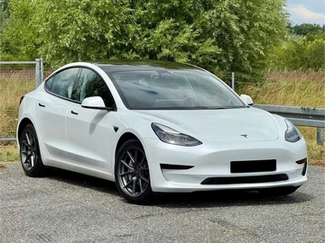 Авто Tesla Model 3 2022 № 8919771