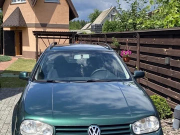 Авто Volkswagen Golf 2000 № 8919879