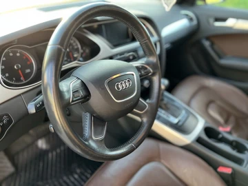 Авто Audi A4 2017 № 8919890