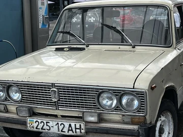 Авто ВАЗ 2103 1975 № 8920007