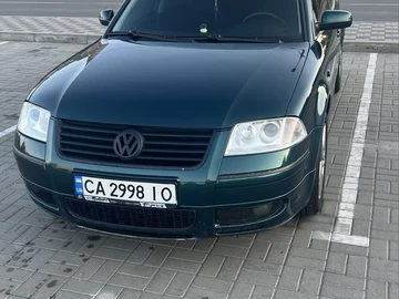Авто Volkswagen Passat Sedan 2003 № 8920049