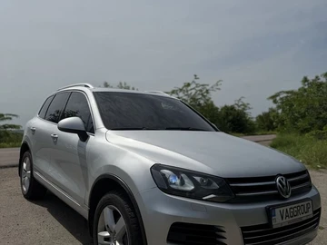 Авто Volkswagen Touareg 2010 № 8920132