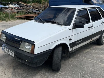 Авто ВАЗ 2109 1987 № 8920478