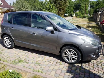 Авто Renault Scenic Iii 2011 № 8920556