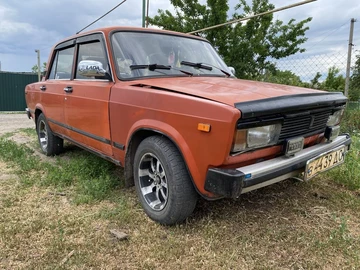 Авто ВАЗ 2105 1991 № 8920641