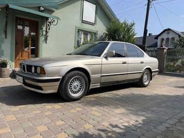 Авто BMW 5 Серия 1989 № 8920923