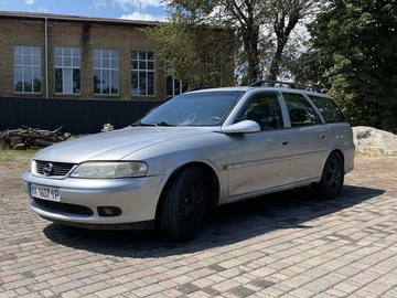 Авто Opel Vectra 1999 № 8921161