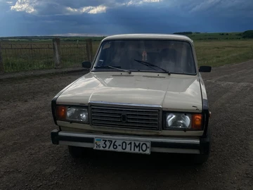 Авто ВАЗ 2105 1986 № 8921174