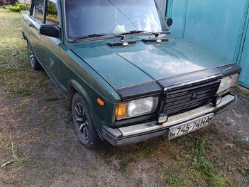 Авто ВАЗ 2107 1998 № 8921329