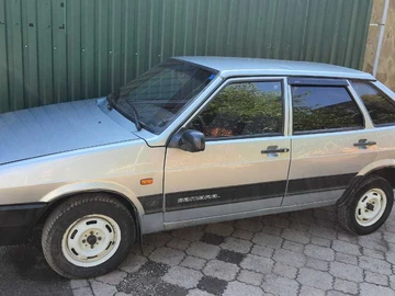 Авто ВАЗ 2109 1998 № 8921353