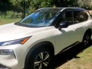 Авто Nissan Rogue 2021 № 8921403