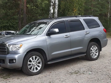 Авто Toyota Sequoia 2008 № 8921408