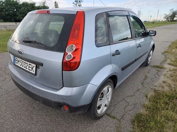 Авто Ford Fiesta 2005 № 8921563