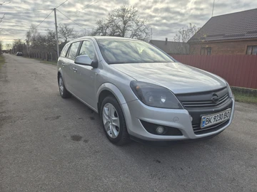 Авто Opel Astra 2011 № 8921594