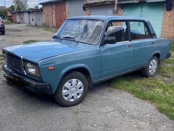 Авто ВАЗ 2107 2004 № 8921616