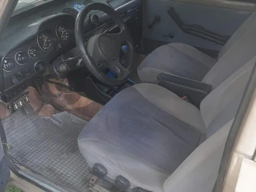 Авто ВАЗ 2106 1993 № 8921677