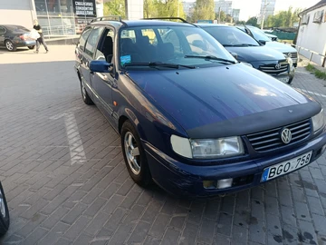 Авто Volkswagen Passat Variant 1998 № 8921765