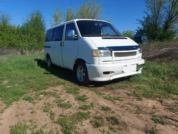 Авто Volkswagen Multivan 1995 № 8921783
