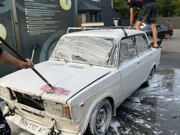 Авто ВАЗ 2105 2000 № 8921848