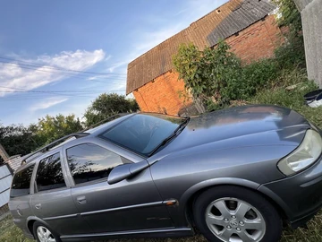 Авто Opel Vectra 2001 № 8922021
