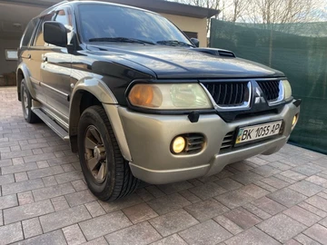 Авто Mitsubishi Jeep 2004 № 8922123