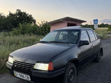 Авто Opel Kadett 1988 № 8922133