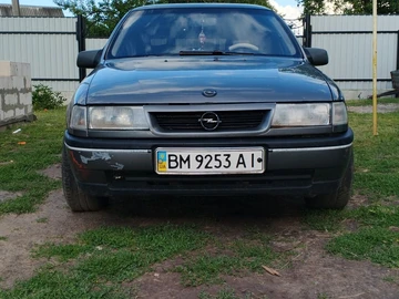 Авто Opel Vectra 1989 № 8922139