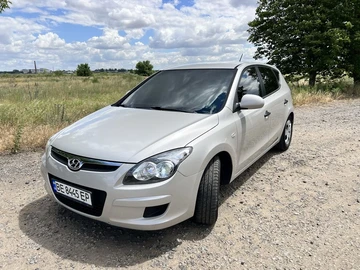 Авто Hyundai I30 2010 № 8922203