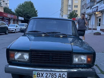 Авто ВАЗ 2107 2000 № 8922356
