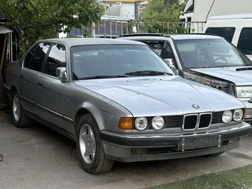 Авто BMW 7 Серия 1988 № 8922414