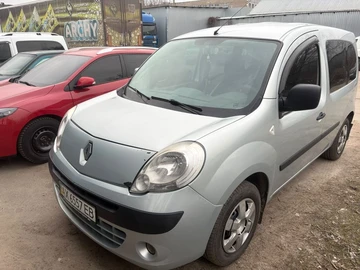 Авто Renault Kangoo Passenger 2010 № 8922436