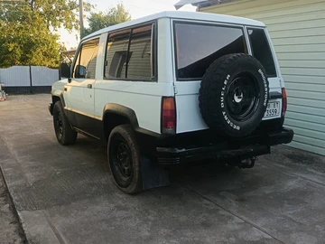 Авто Isuzu Trooper 1988 № 8922556