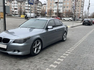 Авто BMW 5 Серия 2003 № 8922645