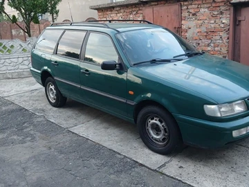 Авто Volkswagen Passat Variant 1996 № 8922841