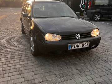 Авто Volkswagen Golf 2000 № 8922882