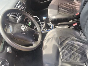 Авто Volkswagen Golf 2000 № 8922901