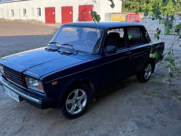 Авто ВАЗ 2107 2004 № 8922987