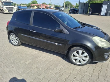 Авто Renault 4 2006 № 8923052