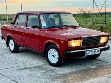 Авто ВАЗ 2107 2000 № 8923070
